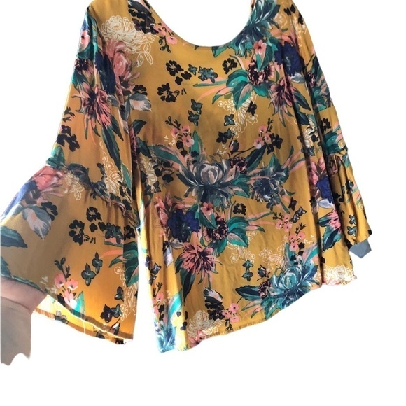Ava & Viv floral strappy ruffled bell sleeve Fall Top 
Boho western Flowy fit - Picture 5 of 11
